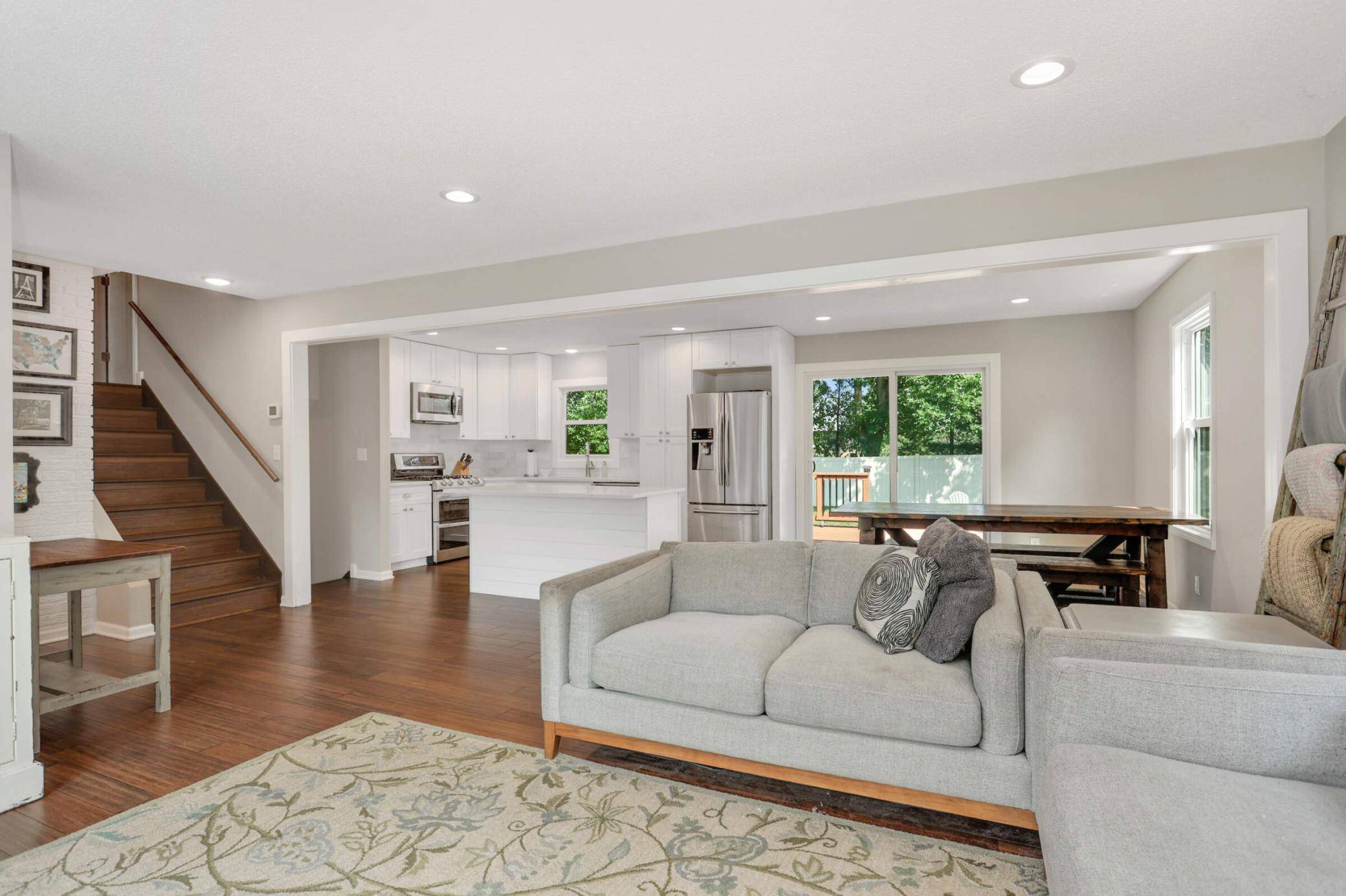Burnsville, MN 55306,1012 W 155th ST