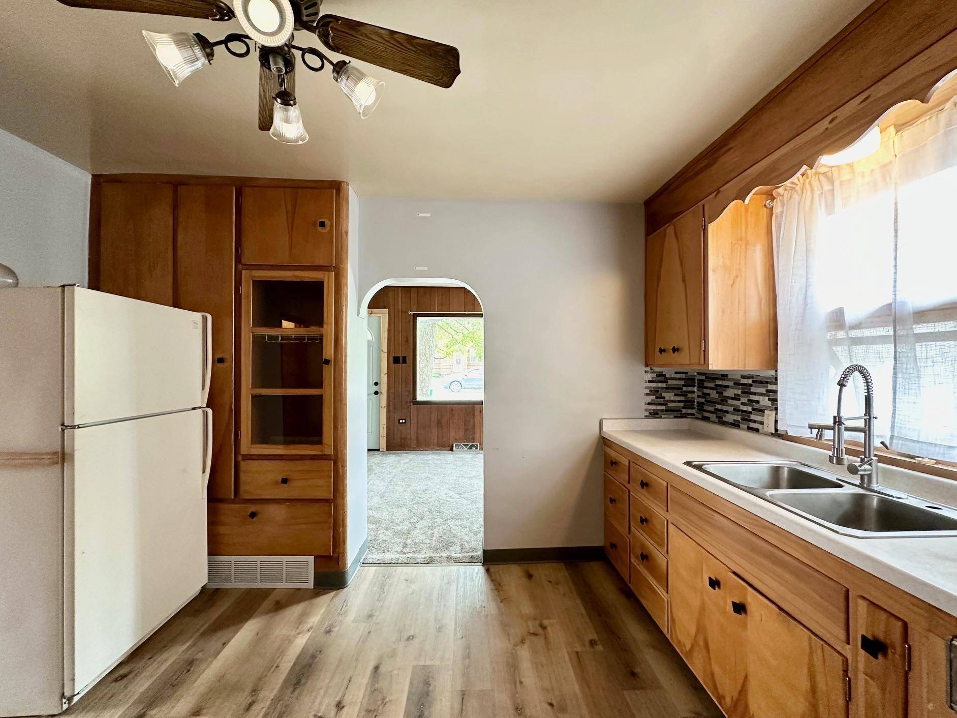 Nashwauk, MN 55769,515 1st ST