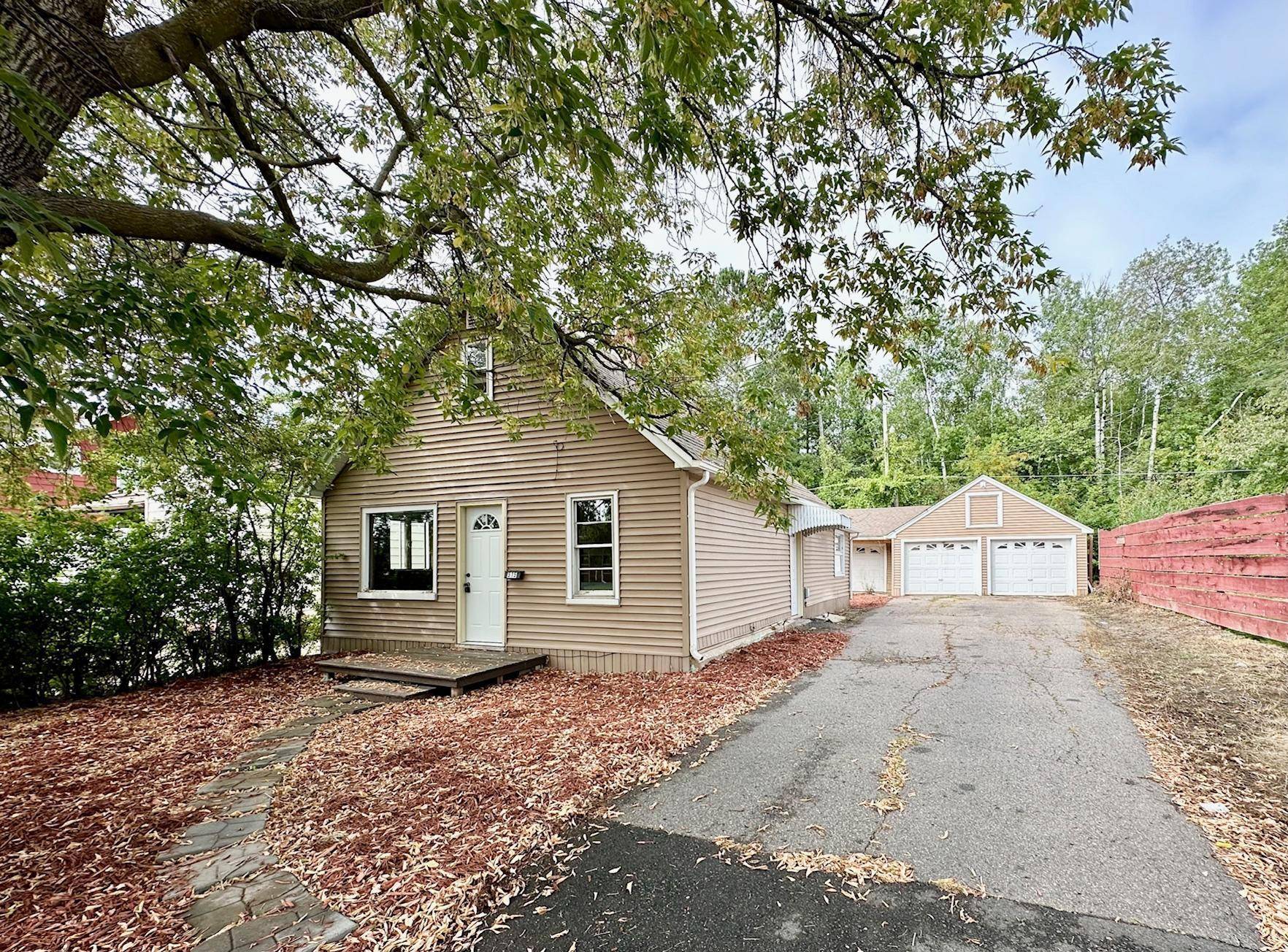 Nashwauk, MN 55769,515 1st ST