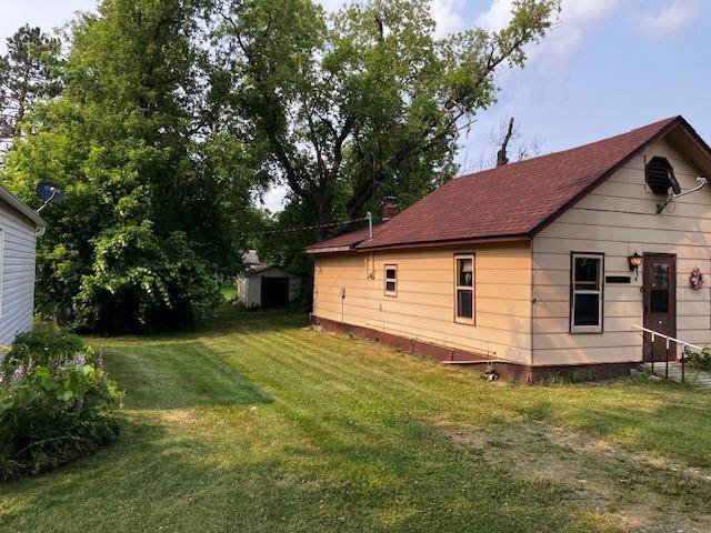 Remer, MN 56672,8 Birch ST NE