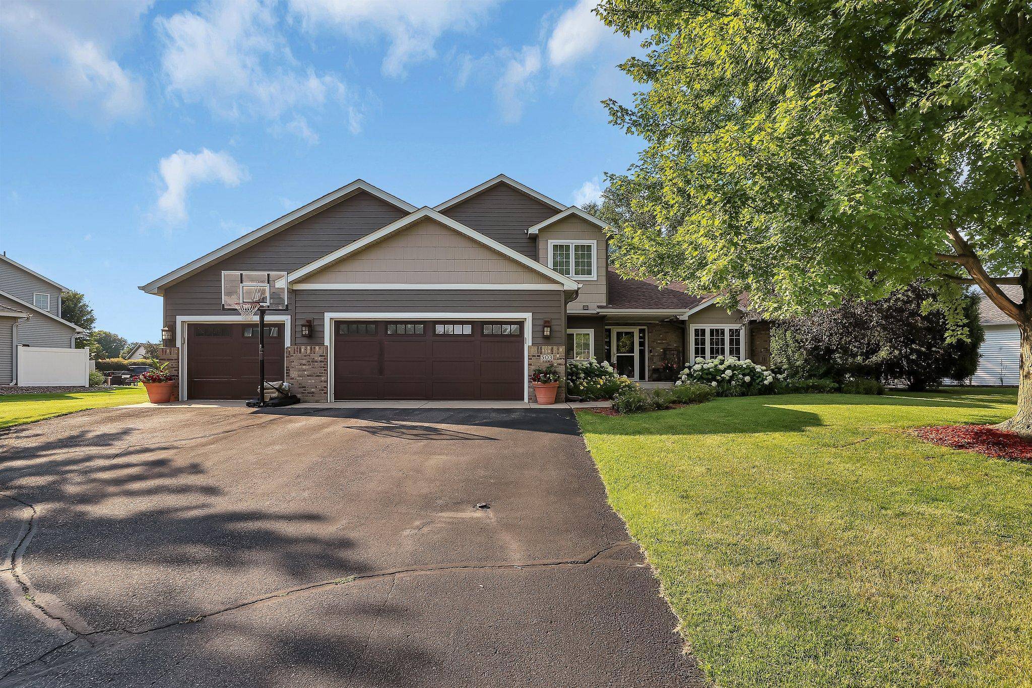 Sartell, MN 56377,503 Huntington DR S