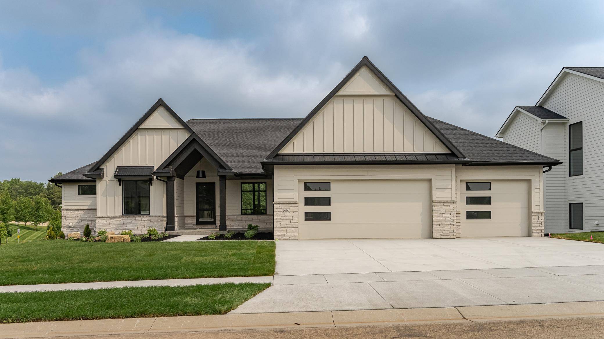 Rochester, MN 55902,2665 Timber Oaks RD SW