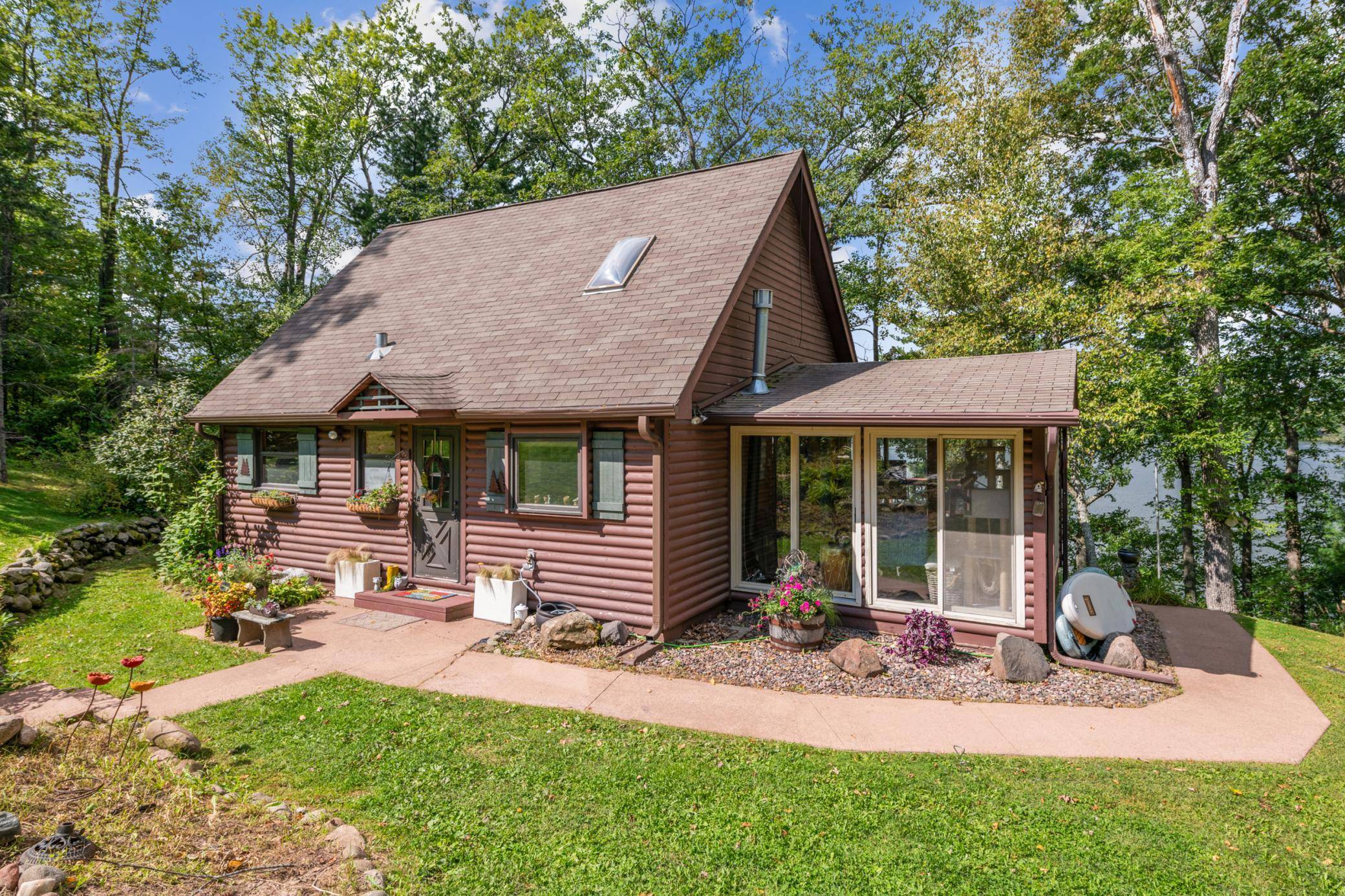 Almena, WI 54889,1654 1/4 ST