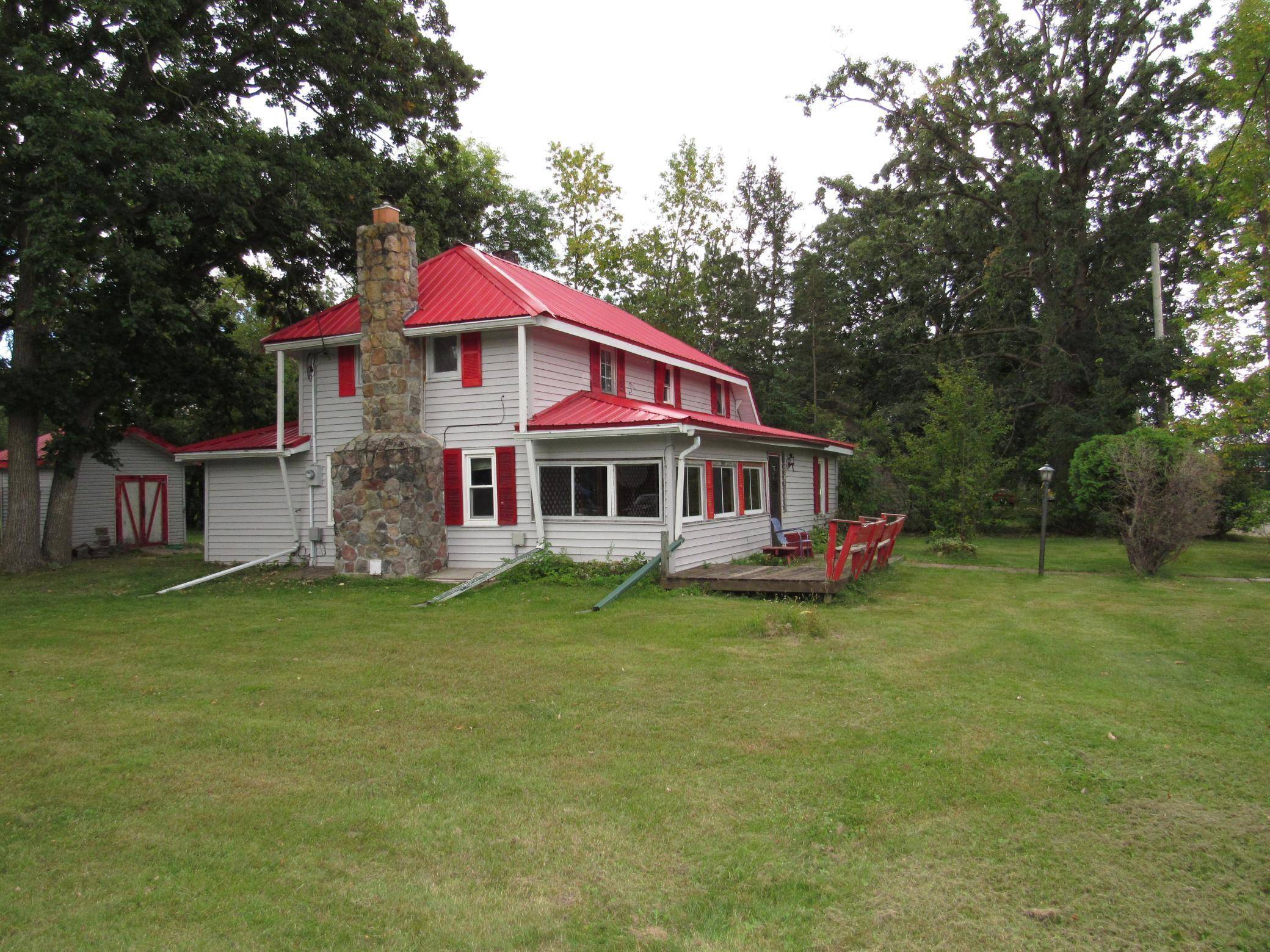 Backus, MN 56435,205 King ST S