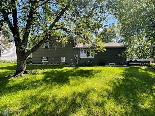 Breckenridge, MN 56520,915 Hemlock CT