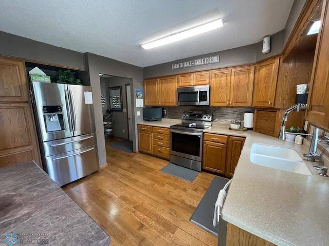 Breckenridge, MN 56520,915 Hemlock CT