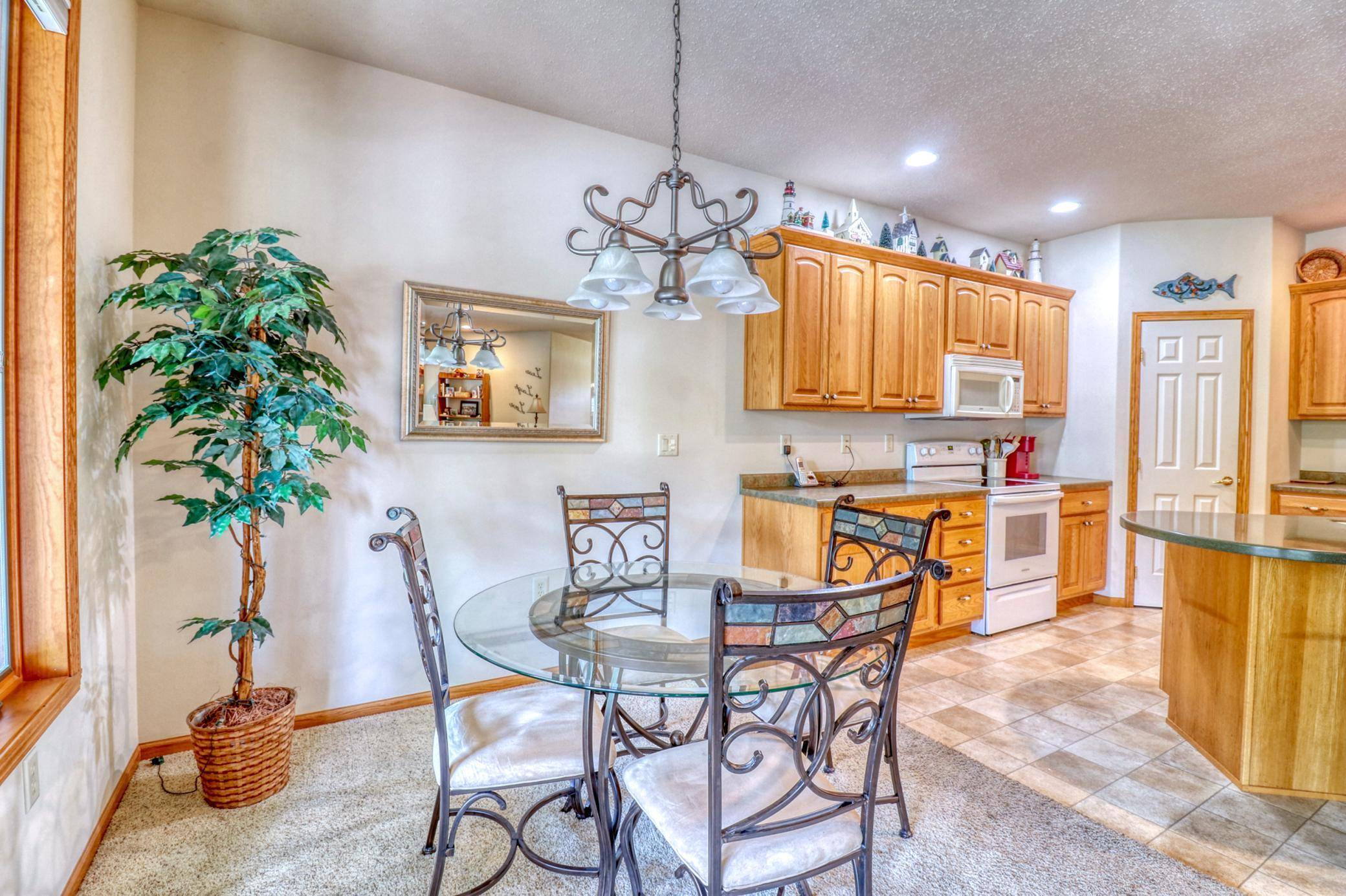 Detroit Lakes, MN 56501,1023 Summit AVE