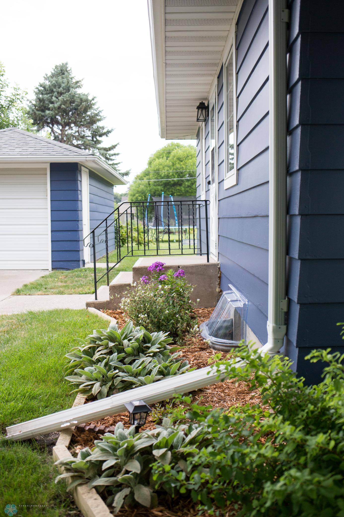 Moorhead, MN 56560,1813 6th ST S