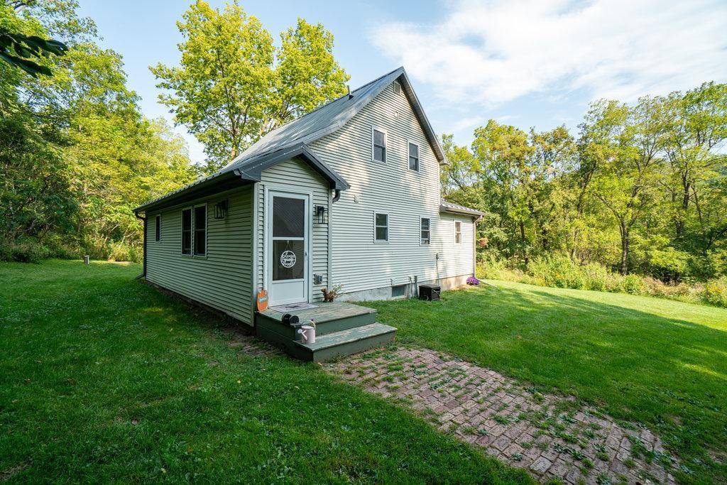 Nelson, WI 54756,S1341 Deer Creek RD