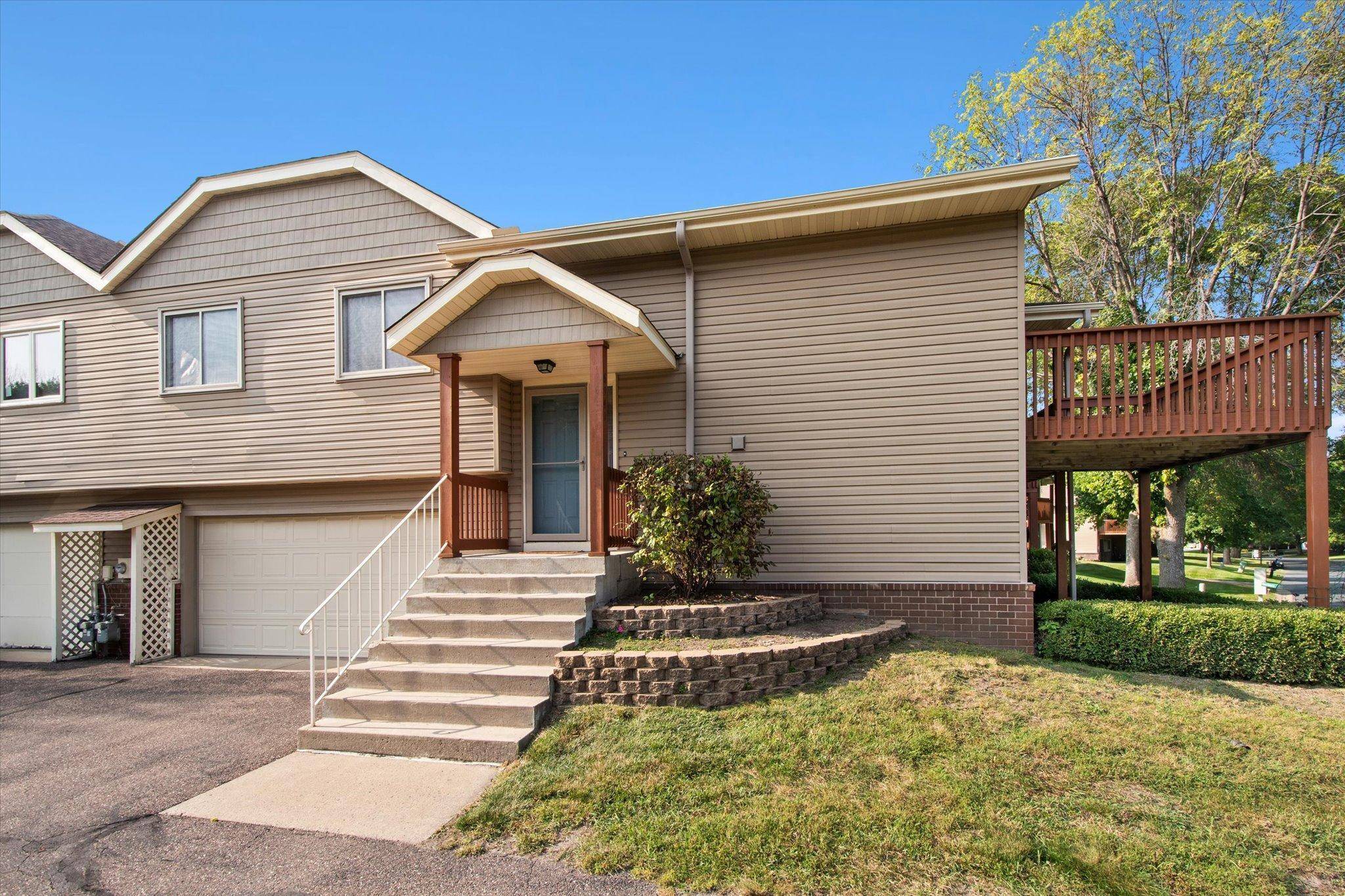 Maple Grove, MN 55311,6941 Polaris LN N