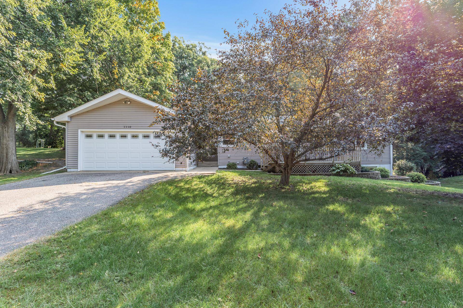 Plymouth, MN 55441,1110 Pineview LN N
