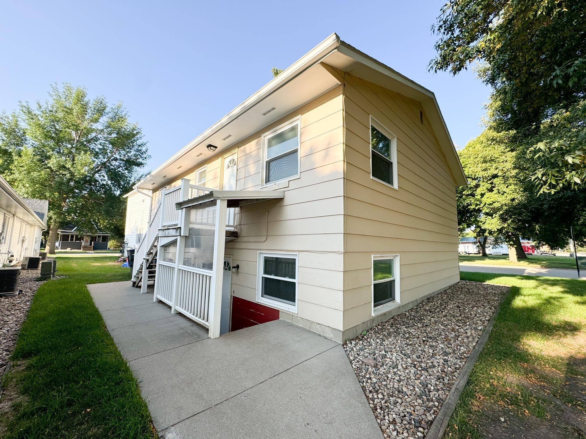 Luverne, MN 56156,203 S Estey ST