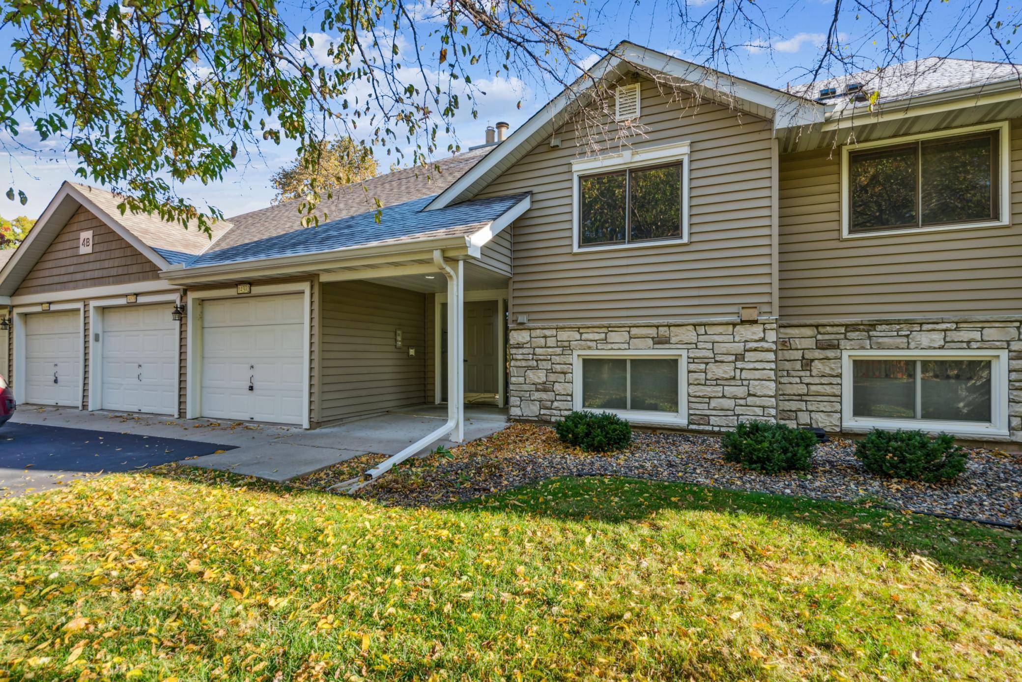 Eden Prairie, MN 55344,14372 Fairway DR #0