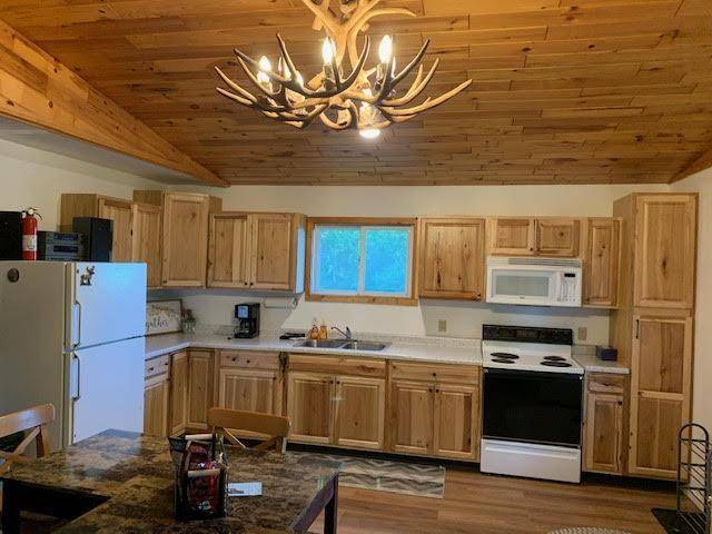 Moose River Twp, MN 56724,44523 305th AVE NE