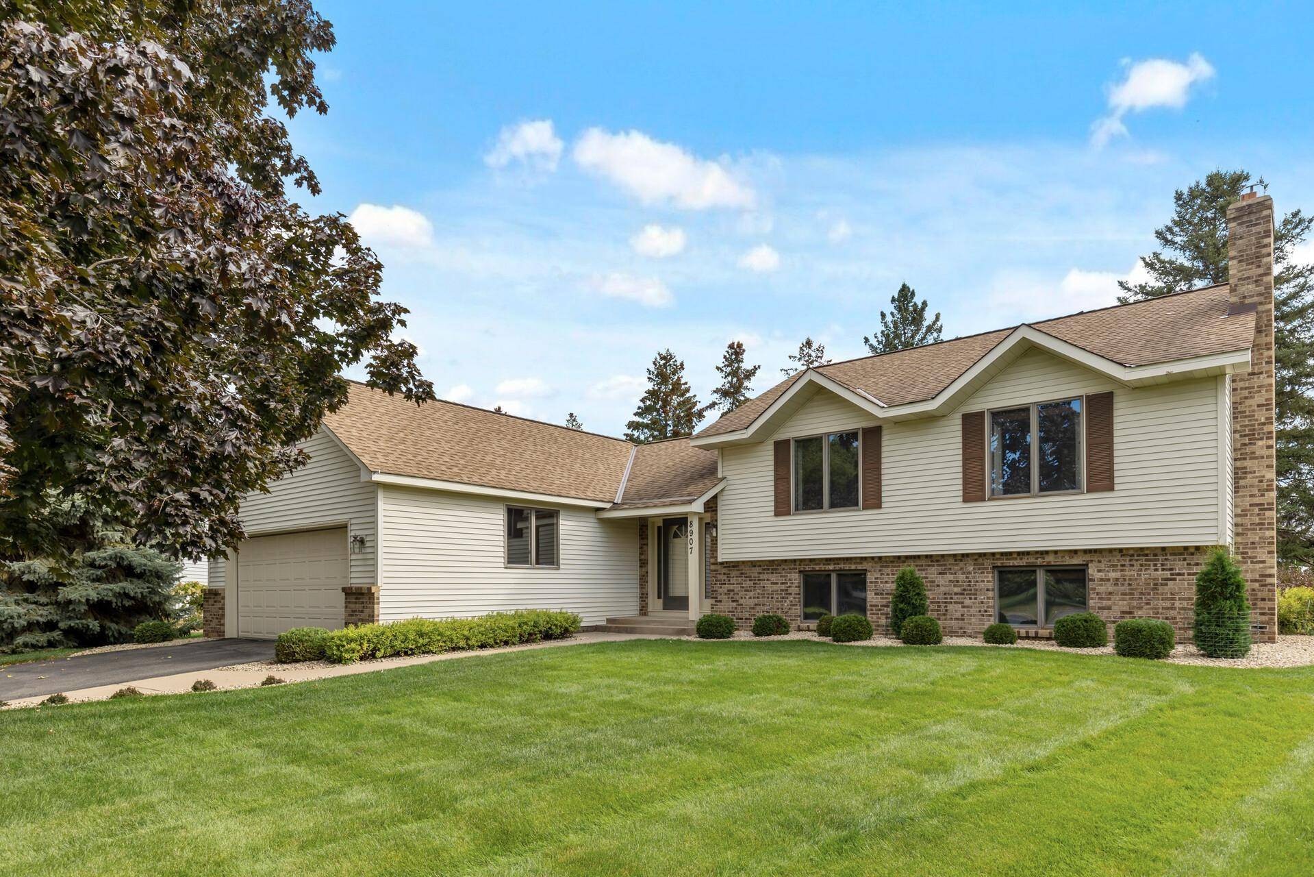 Bloomington, MN 55431,8907 Vincent PL