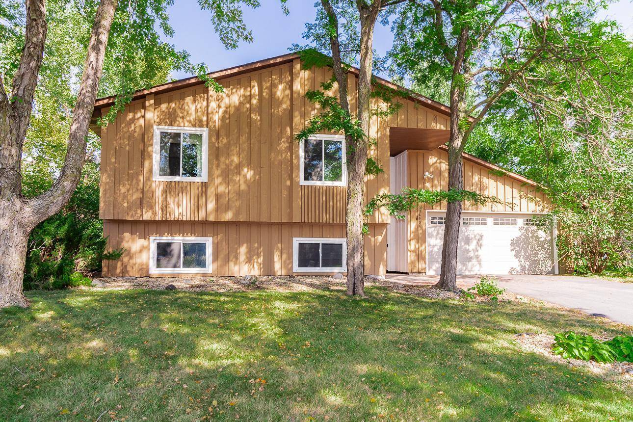 Maple Grove, MN 55369,14904 92nd PL N