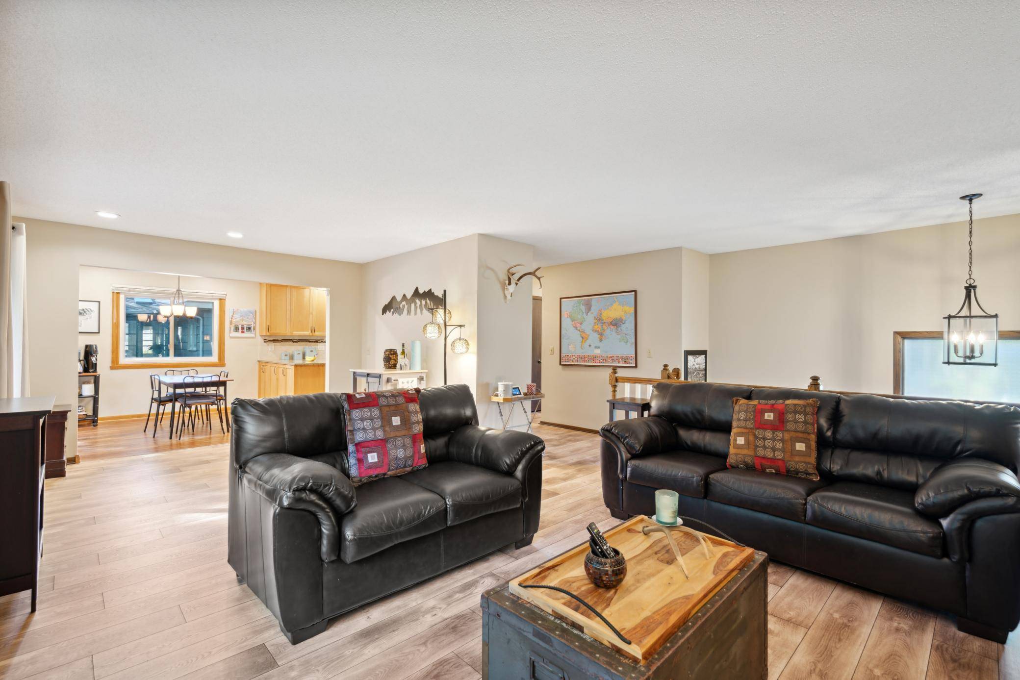 Roseville, MN 55113,2796 Aglen ST