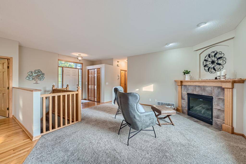 Hanover, MN 55341,810 Kayla LN