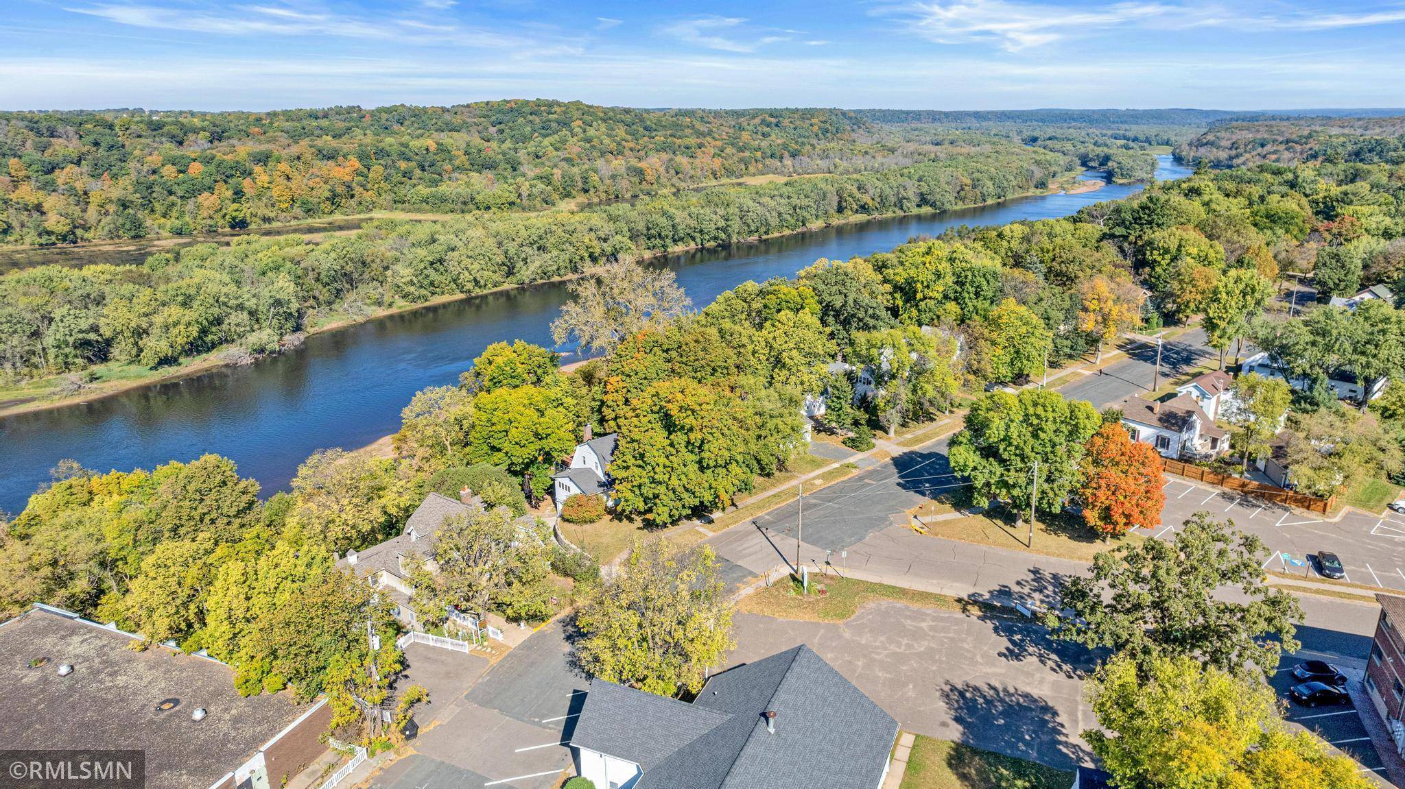 Osceola, WI 54020,305 River ST