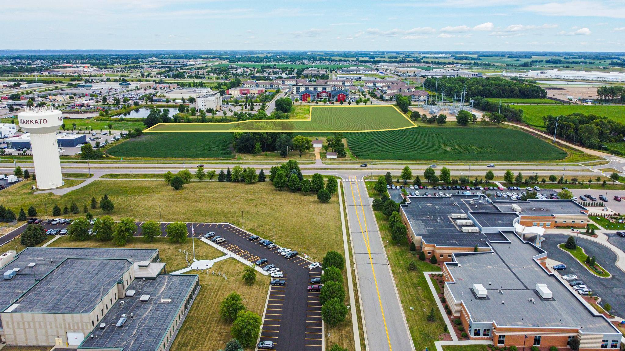 Mankato, MN 56001,1X Adams ST