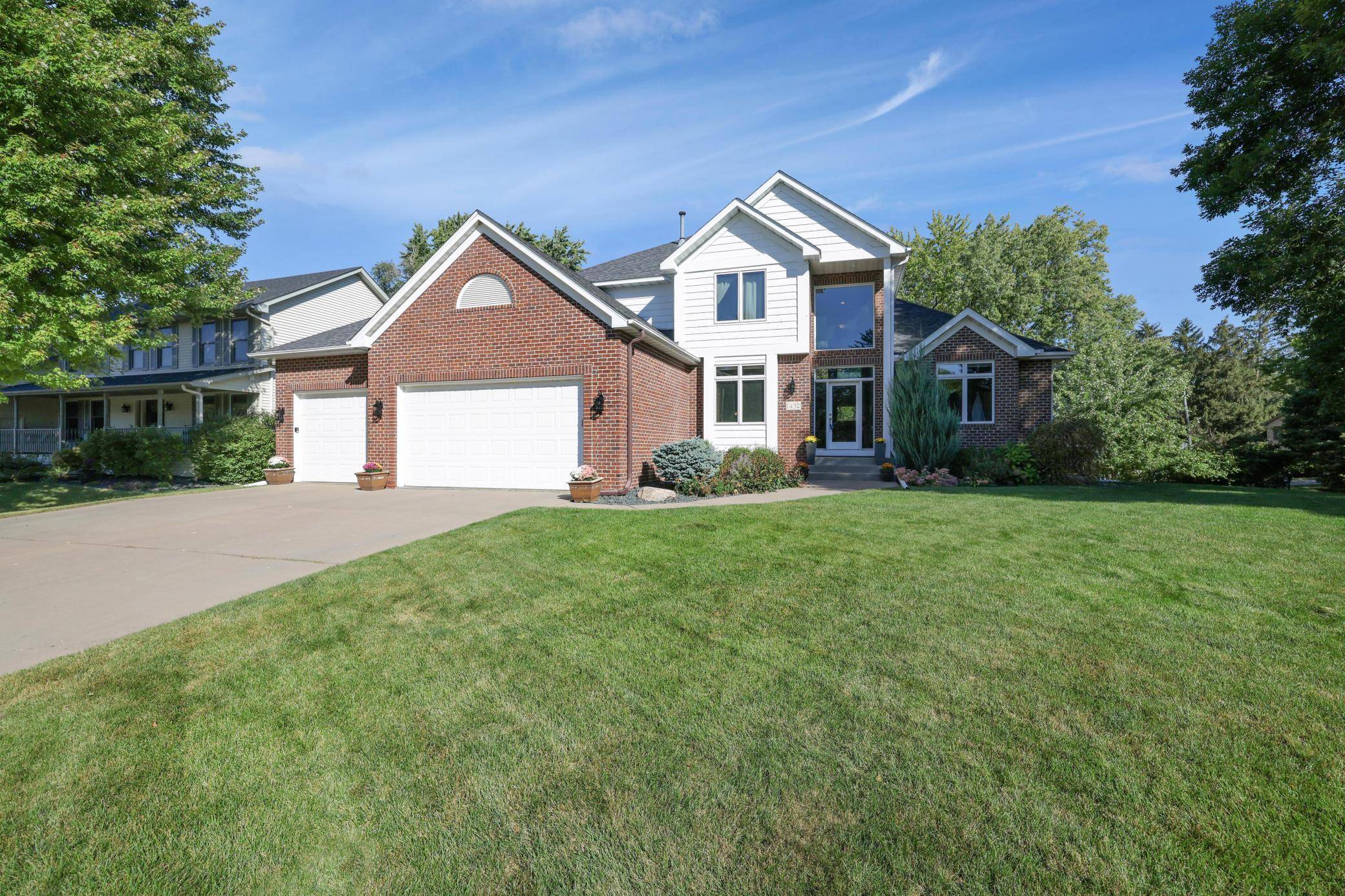 New Brighton, MN 55112,1432 Rosewood CT