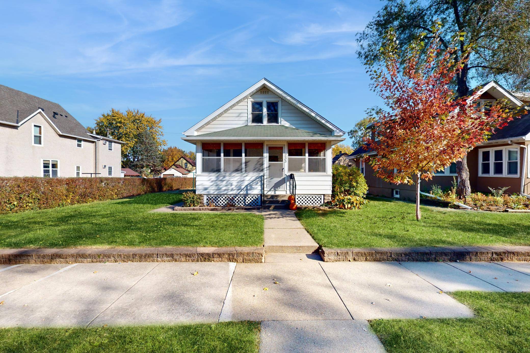 South Saint Paul, MN 55075,233 10th AVE S