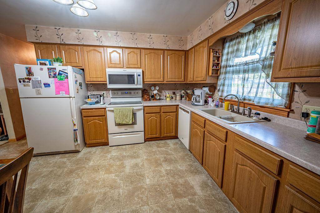 Ellsworth, WI 54011,510 W Annette ST