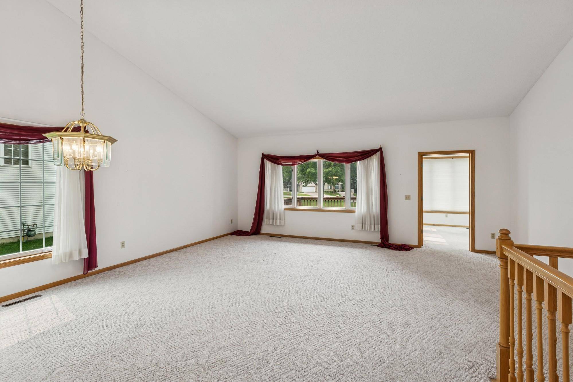 Woodbury, MN 55125,7565 Teal RD