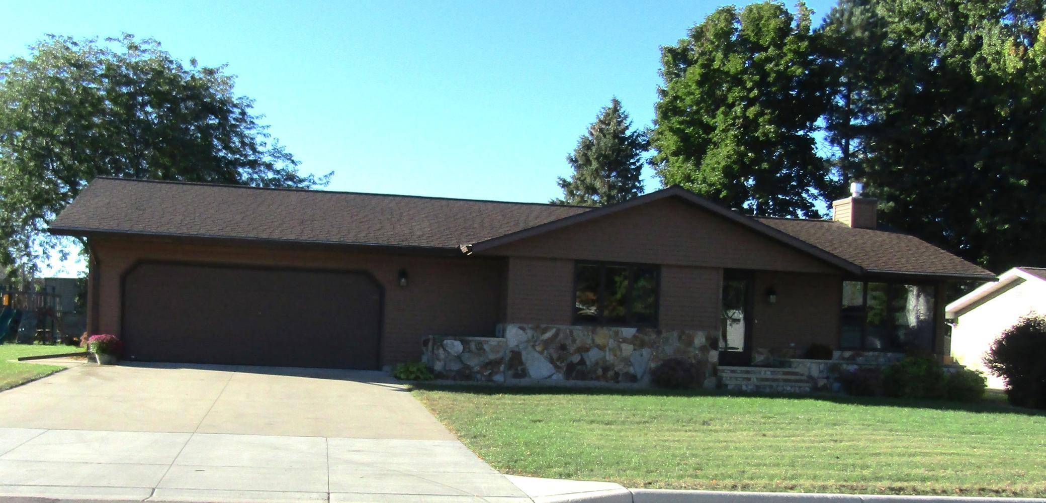 Dawson, MN 56232,749 Birch ST