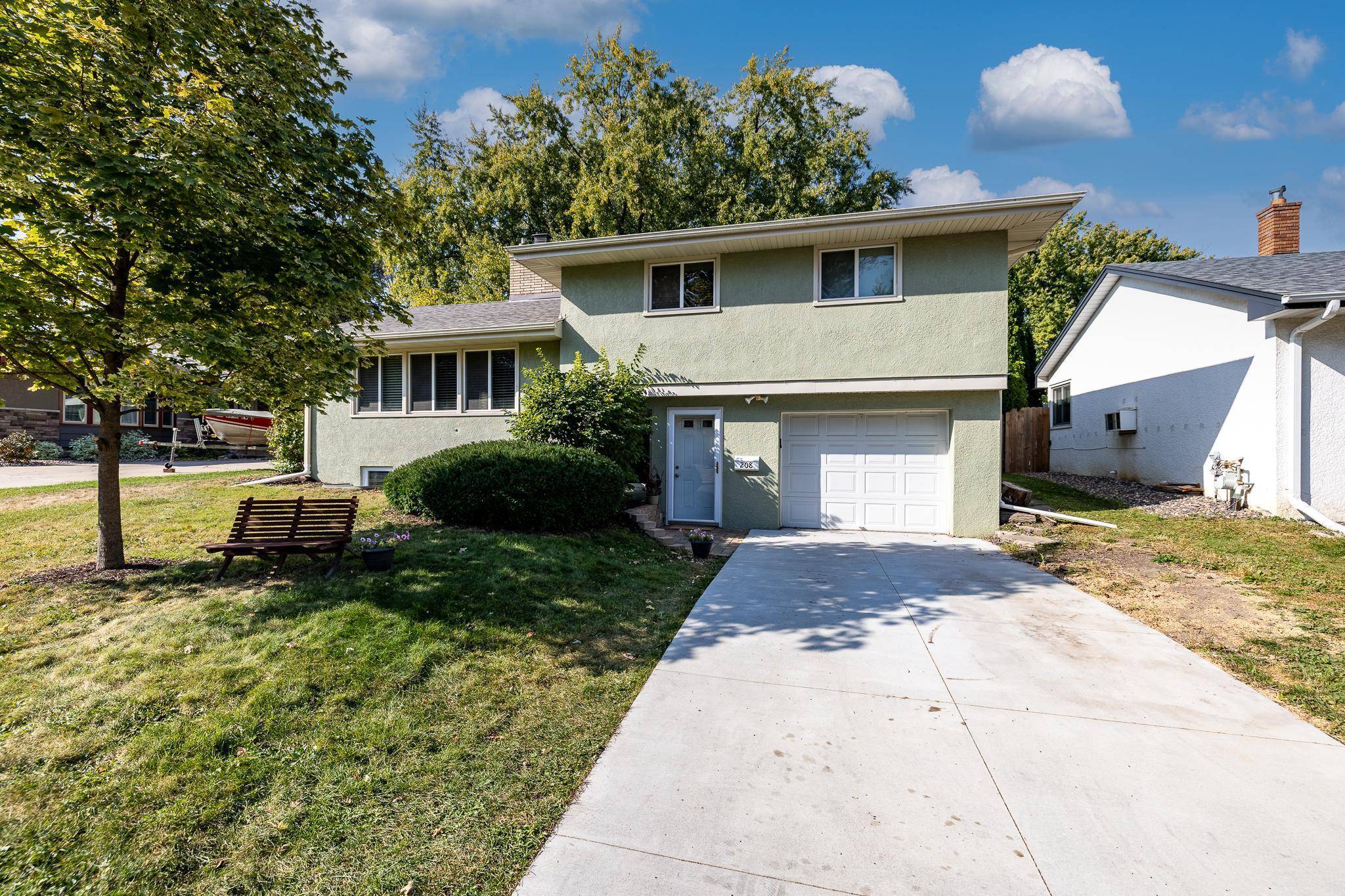 South Saint Paul, MN 55075,208 22nd AVE S