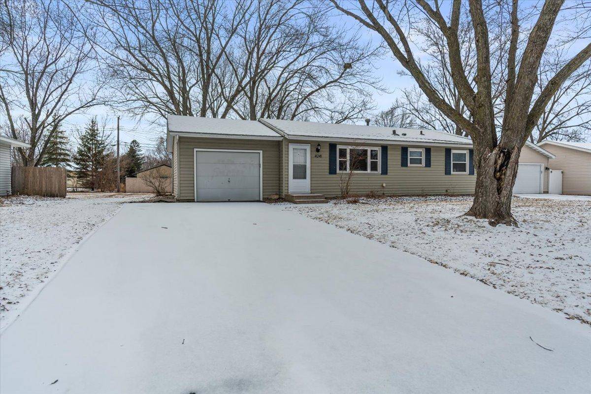 Eagan, MN 55122,4241 Rahn RD