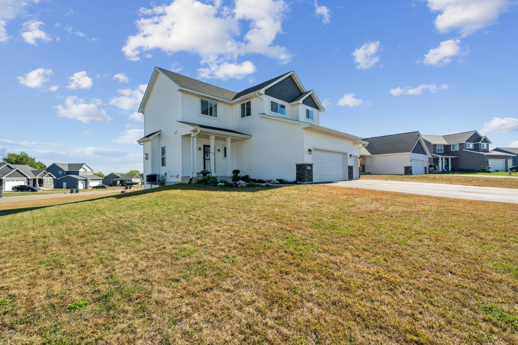 Roberts, WI 54023,1114 Susan LN