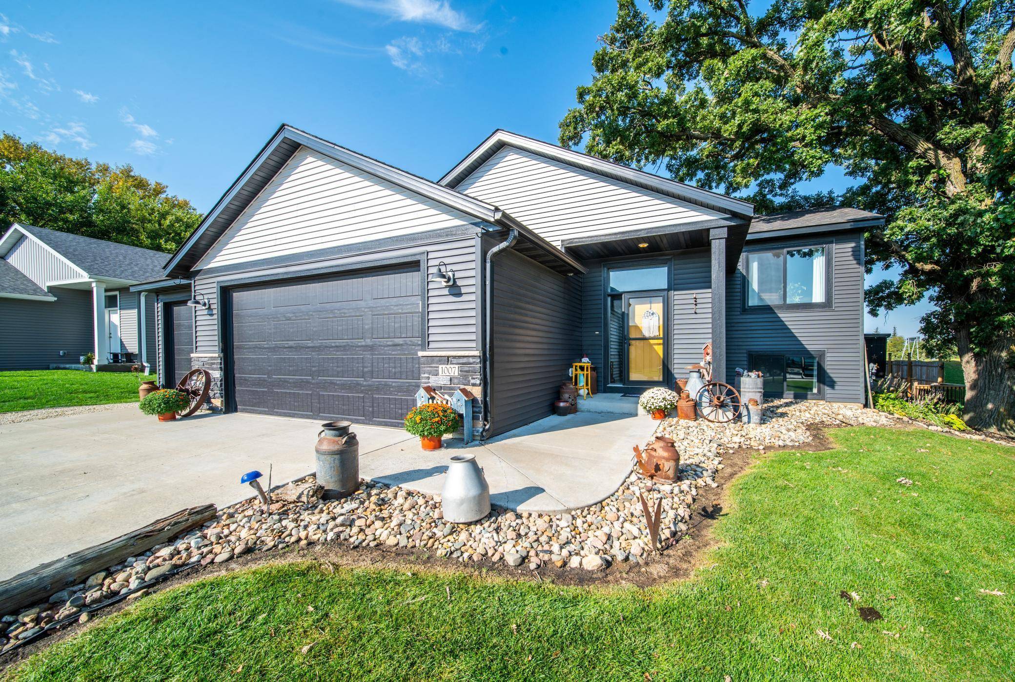 Mantorville, MN 55955,1007 Blanch Ct