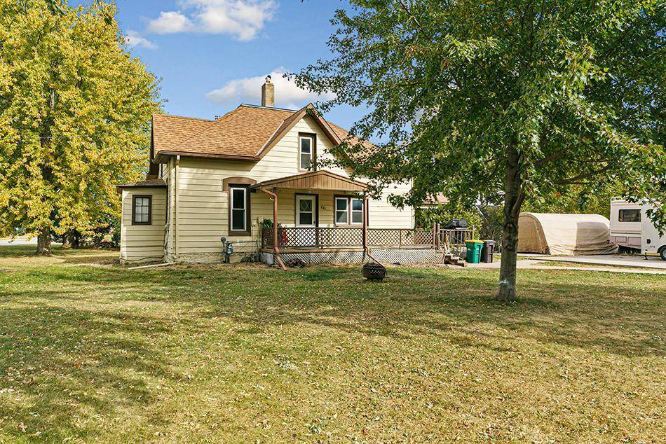 New Richland, MN 56072,221 5th ST NW