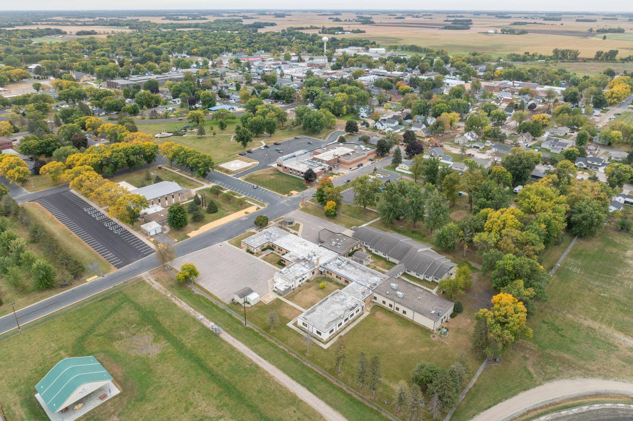 Arlington, MN 55307,411 7th AVE NW