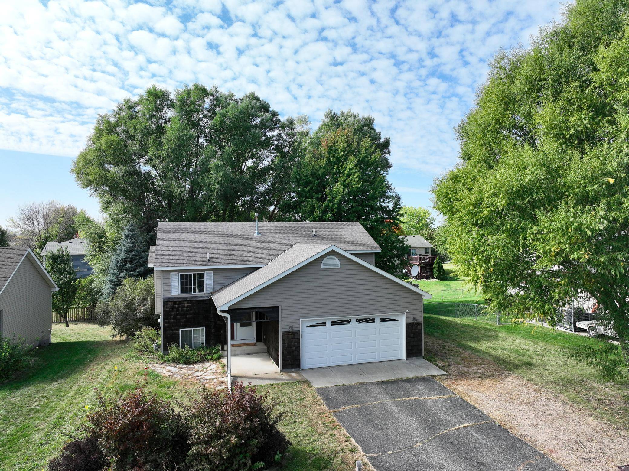 Waconia, MN 55387,1332 Creekside DR