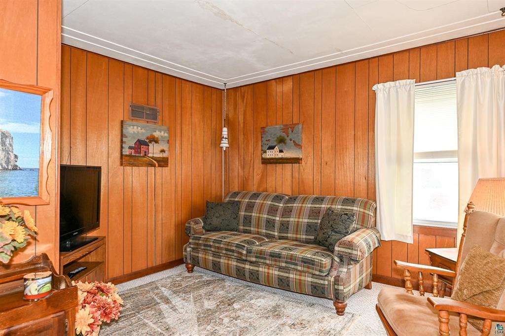 Duluth, MN 55811,3114 Decker RD