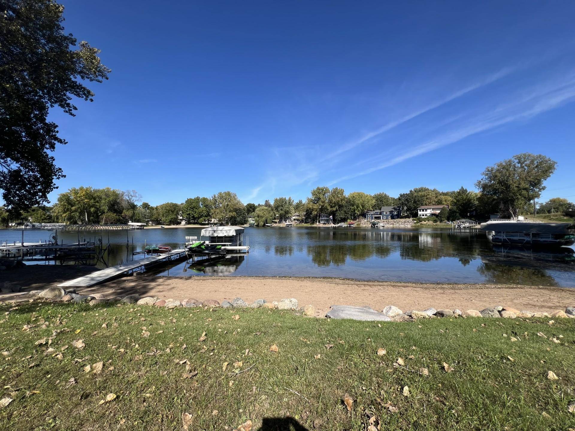 Prior Lake, MN 55372,6566 Glascow TRL SE