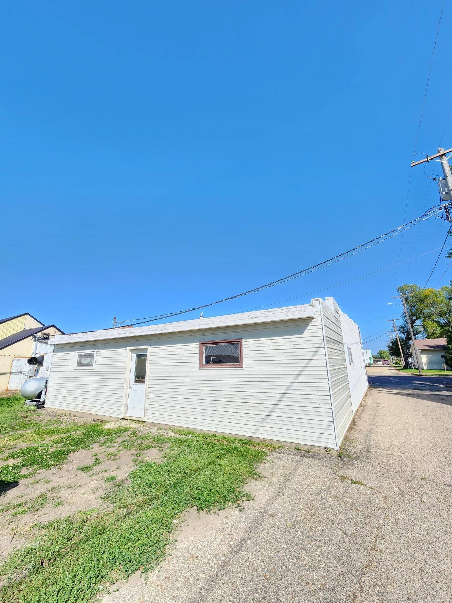 Graceville, MN 56240,517 W 3rd ST