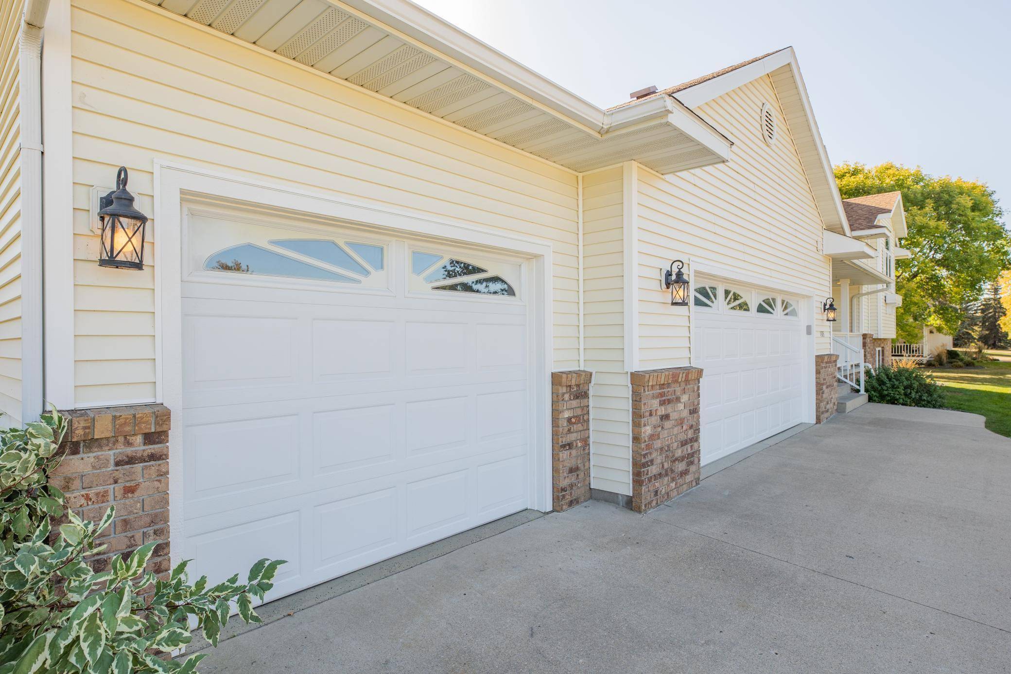 Alexandria, MN 56308,1323 Armstrong RD NW