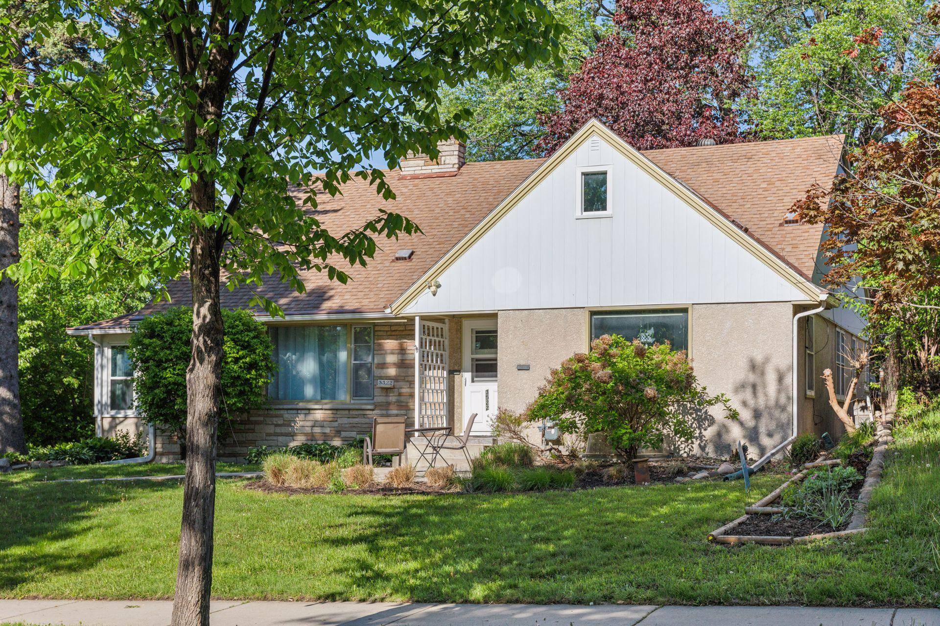 Minneapolis, MN 55418,3522 Benjamin ST NE