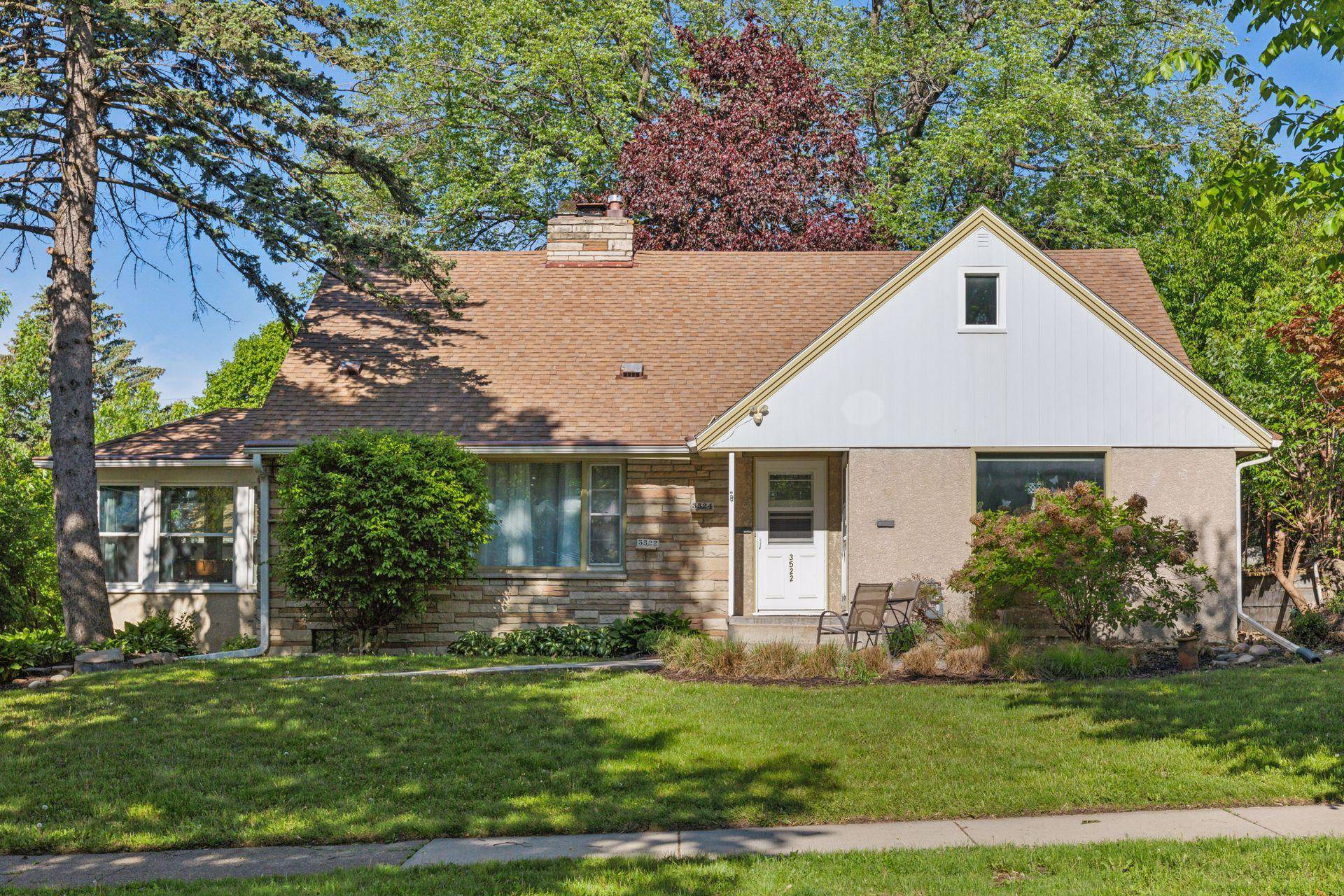 Minneapolis, MN 55418,3522 Benjamin ST NE