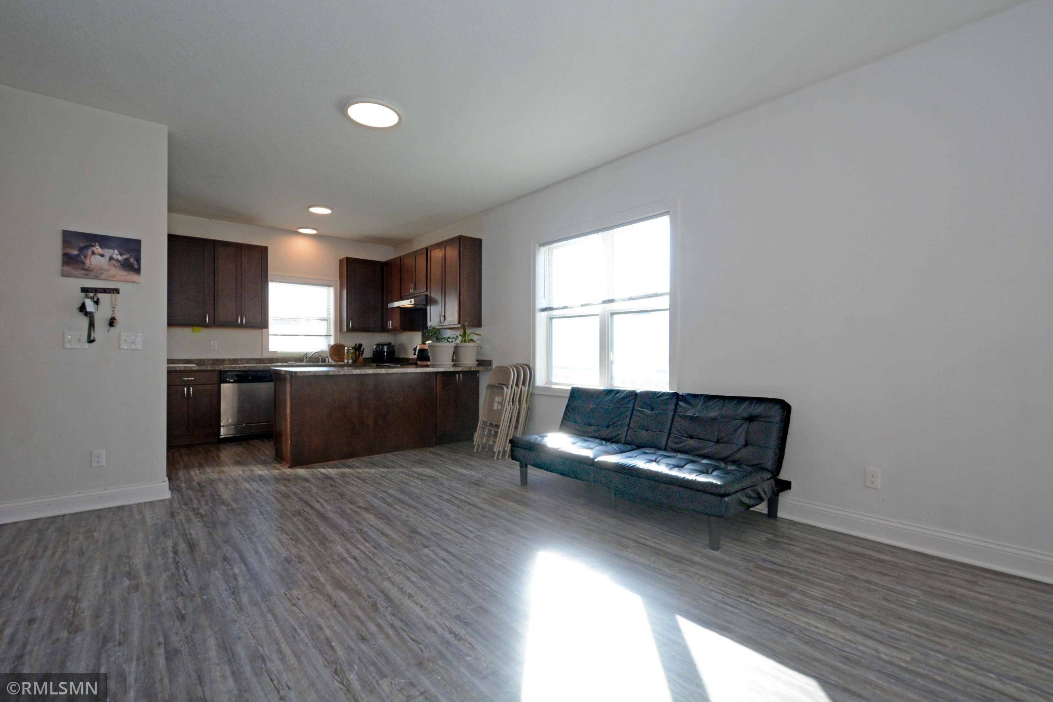 Saint Paul, MN 55130,978 Desoto ST