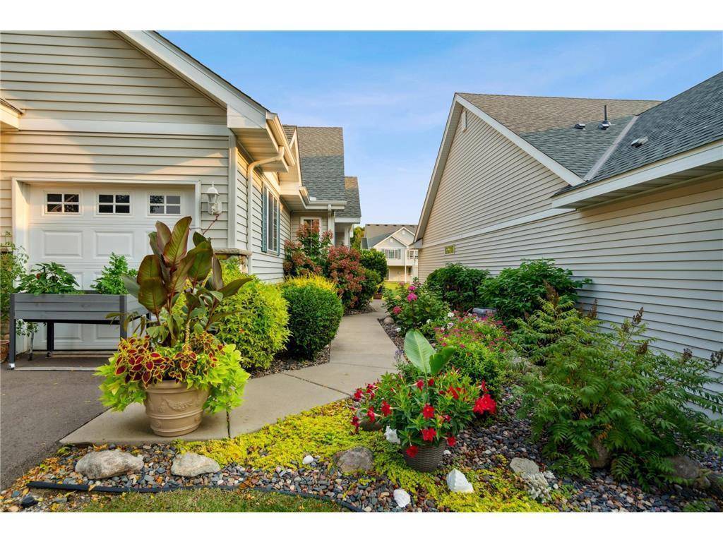 Saint Michael, MN 55376,2072 Lambert AVE NE