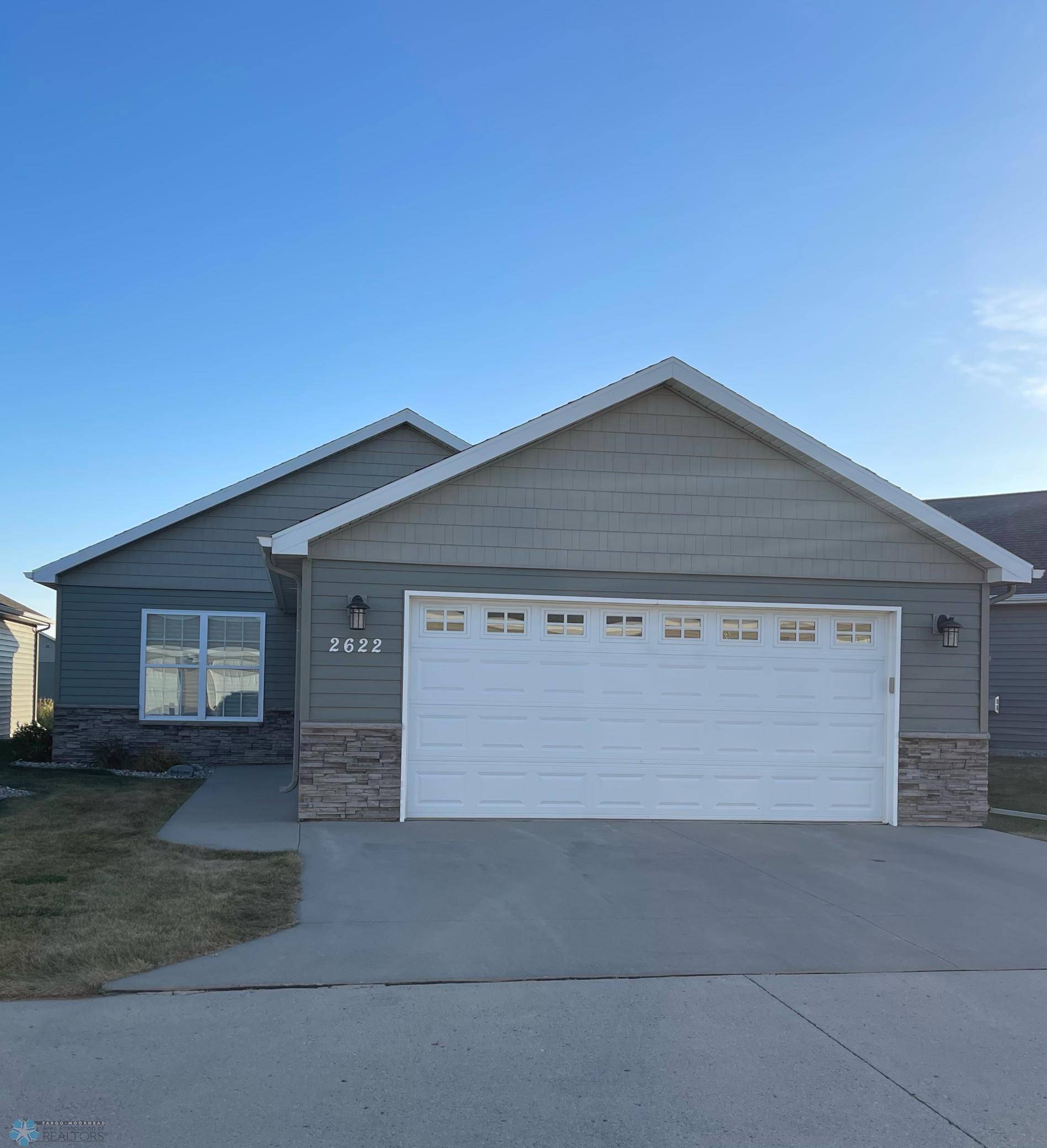 Fargo, ND 58104,2622 Whispering Creek CIR S