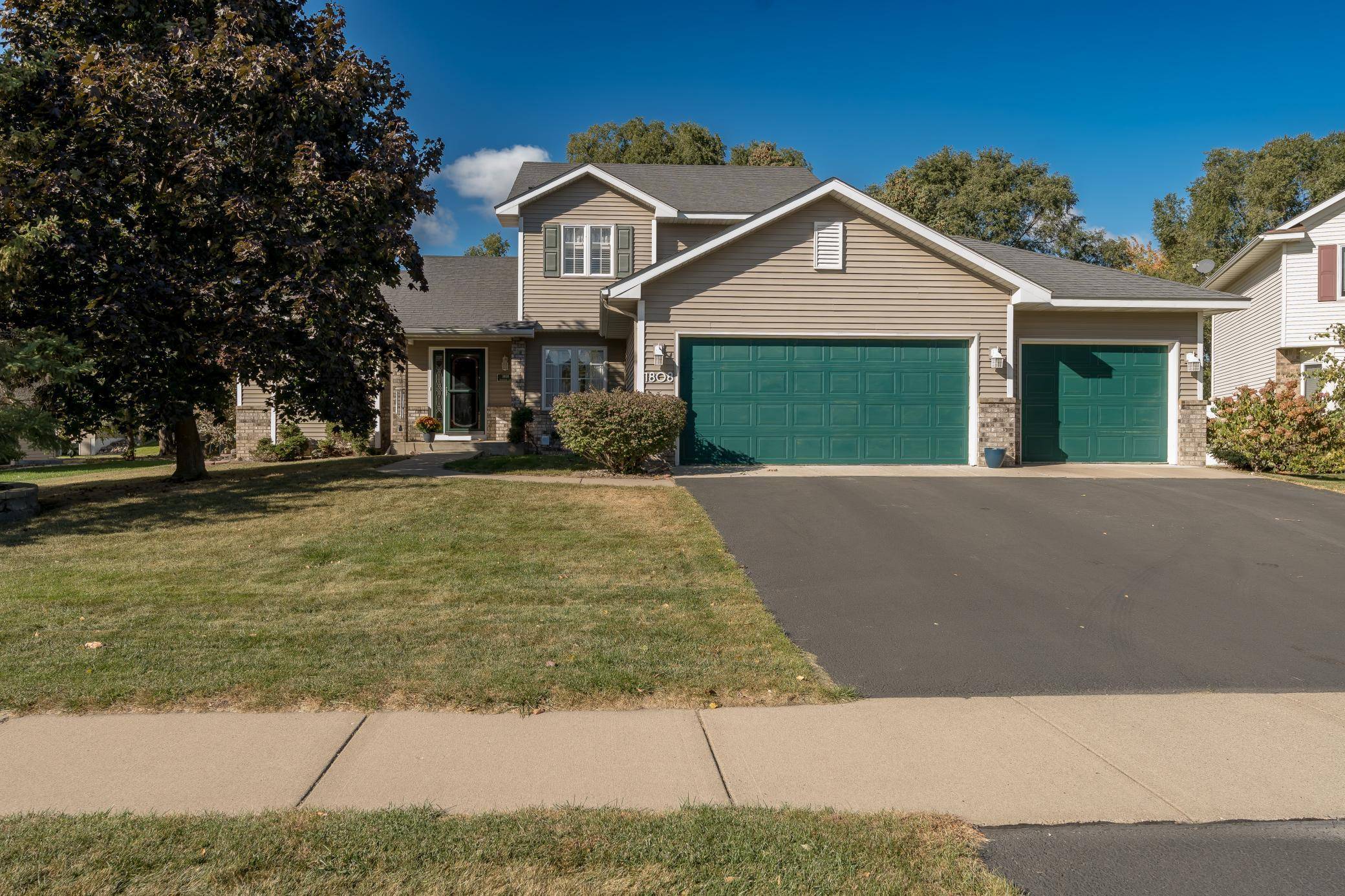 Shakopee, MN 55379,1808 Evergreen LN