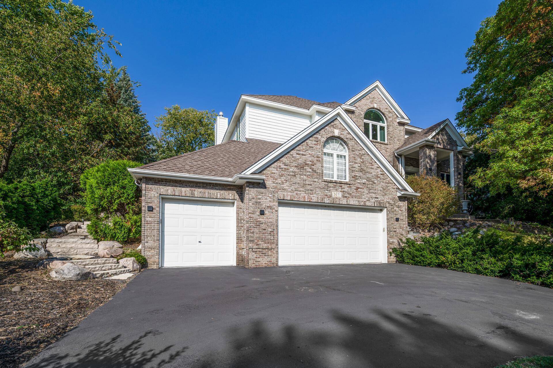 Eagan, MN 55123,3651 Woodland TRL