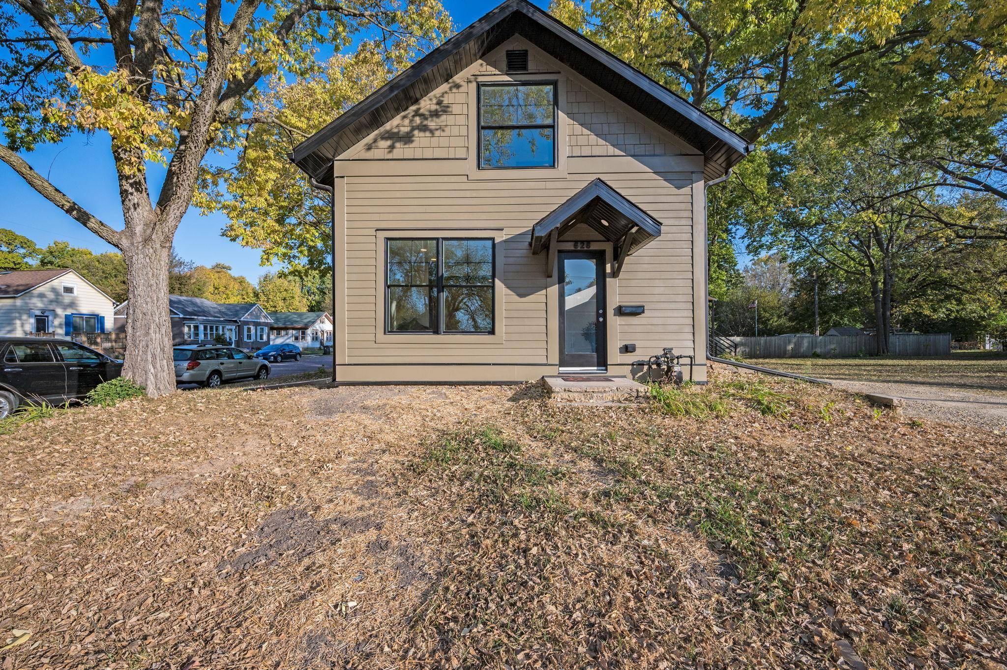 Mankato, MN 56001,628 W 2nd ST