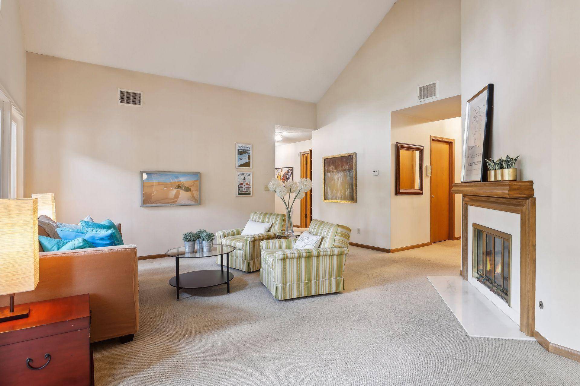 Mendota Heights, MN 55118,1830 Eagle Ridge DR #3005
