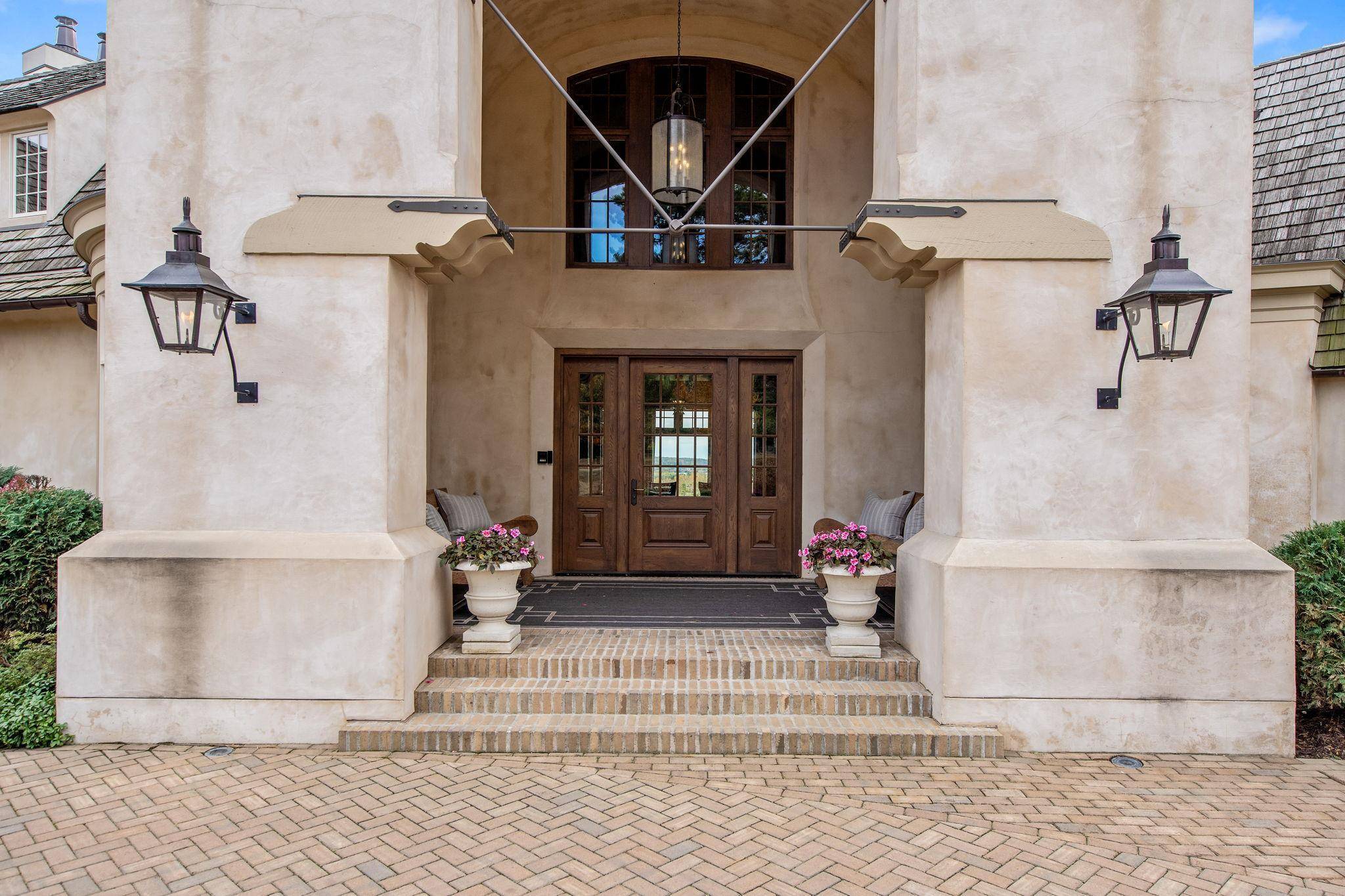 Eden Prairie, MN 55347,10675 Cavallo RDG